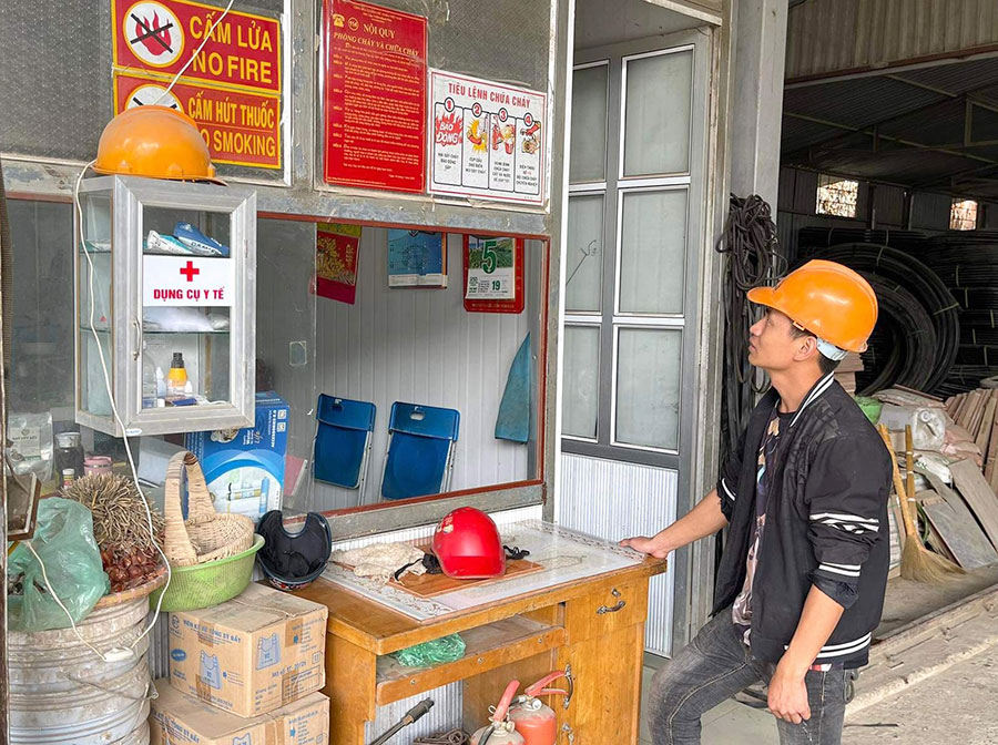 Huyện Tủa Chùa: Nâng cao ý thức chấp hành pháp luật về ATVSLĐ