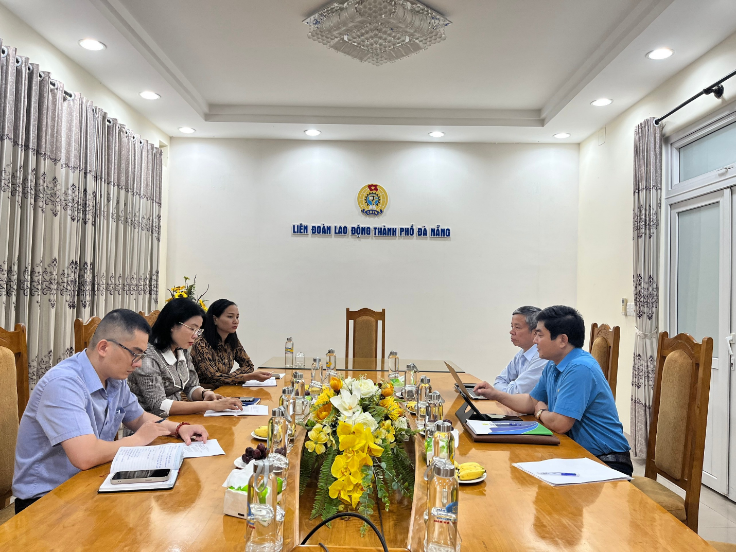 Viện Khoa học An toàn và Vệ sinh lao động làm việc với Liên đoàn lao động Thành phố Đà Nẵng