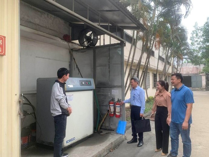 CĐ Dệt may: Khảo sát ATVSLĐ trong ngành Dệt may Hà Nội