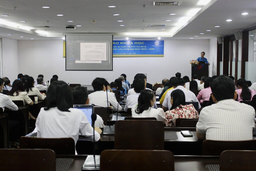 Hội thảo khoa học “Thực trạng công tác An toàn Vệ sinh lao động và những vấn đề cần nghiên cứu trong giai đoạn 2025-2030” diễn ra vào ngày 2.10. Ảnh: Như Quỳnh