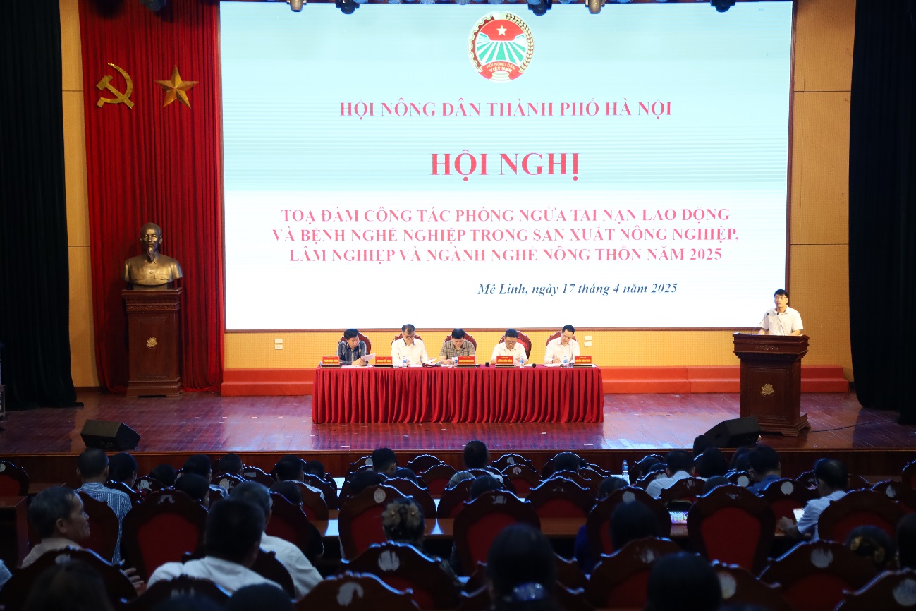 Hà Nội: Nâng cao kiến thức về ATVSLĐ trong sản xuất nông nghiệp