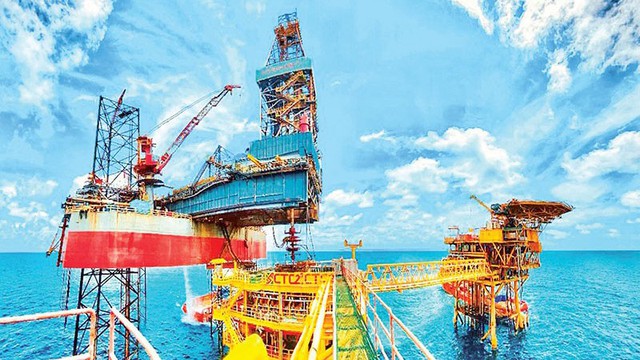 Đặt an toàn lên hàng đầu đối với công nhân ngành dầu khí