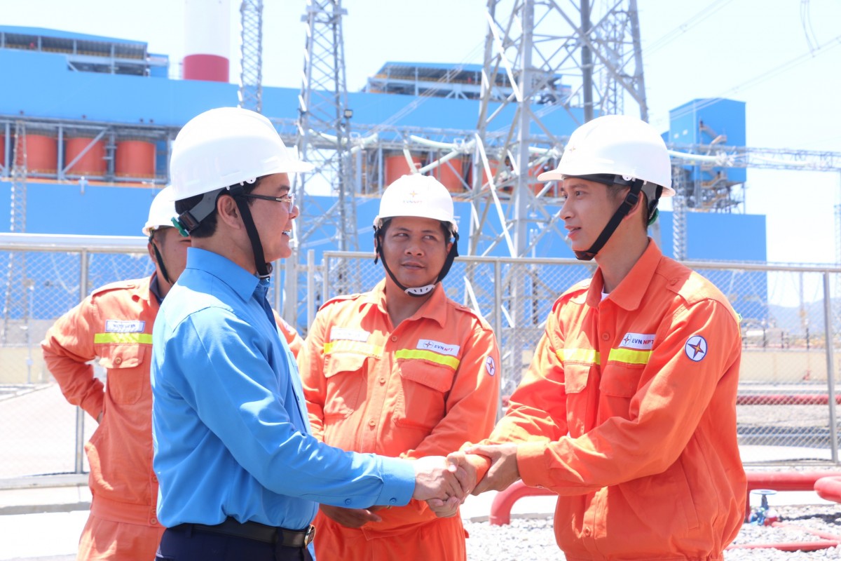 Nâng cao nhận thức và sự tuân thủ pháp luật về ATVSLĐ